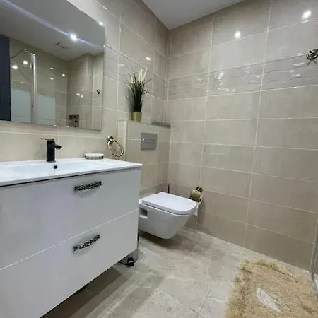 Sia Sunset View 아파트 아데제